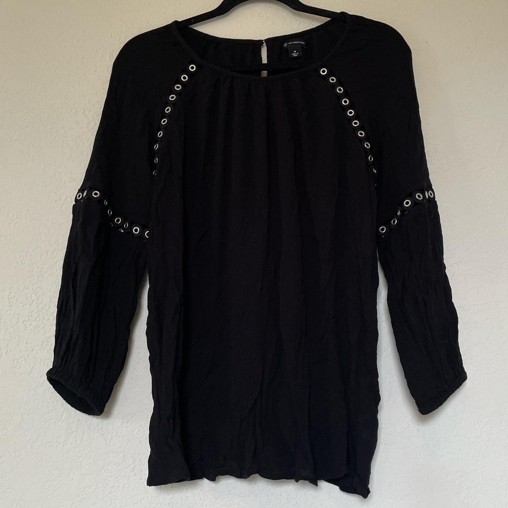 New Direction Black Grommet Long Sleeve Beach Goth Industrial Top Medium